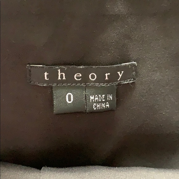 Theory Skirt - Picture 4 of 4